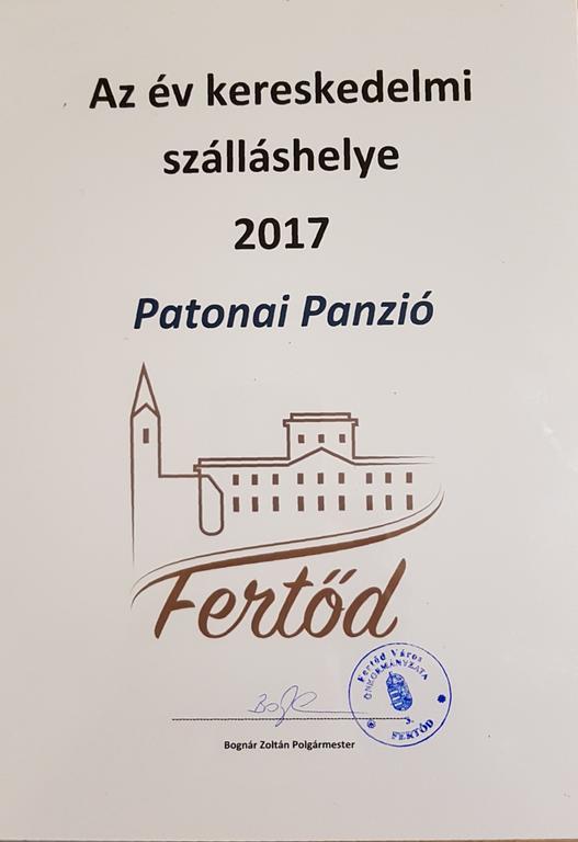 Hotel Patonai Fertőd Exterior foto